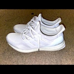 UltraBoost 11.5